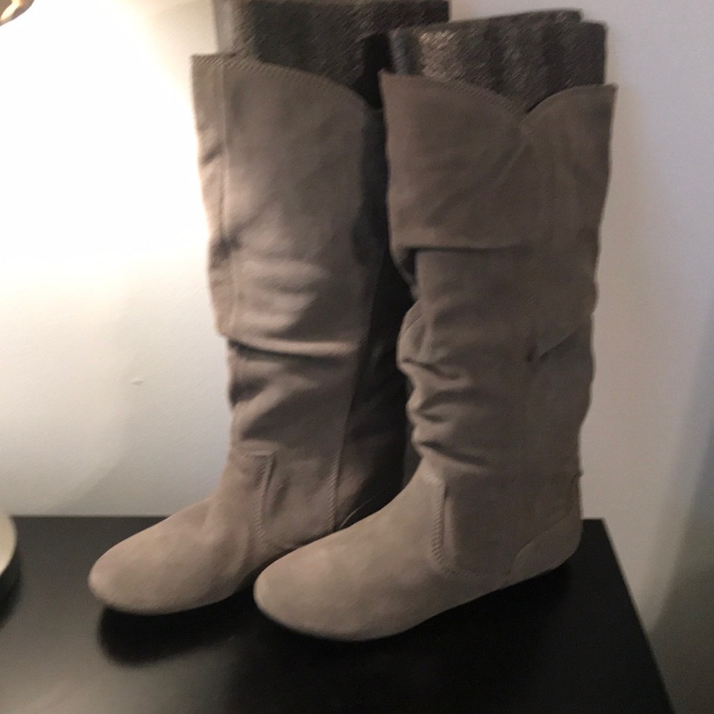 Sam & Libby genuine suede boots